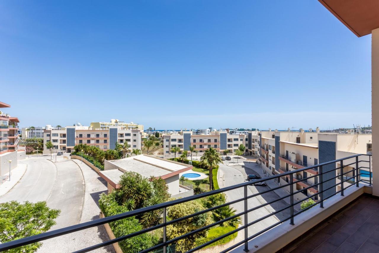 Horizon Apartment By Seewest Lagos Exterior photo
